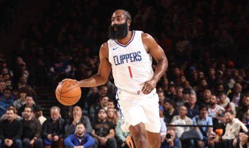 开云体育官方网址-双锋线时代落幕！快艇新赛季欲提速 哈登变男一号