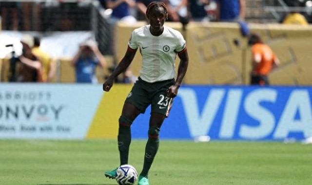 查洛巴：对阵小蜜蜂是一场硬仗，还不会想对阵拜仁而是专注眼下