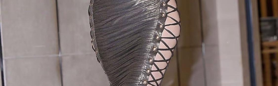 开云体育官方网址-高级感：一场对“少”的审美革命