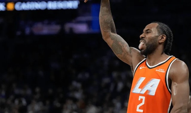 Kaiyun Sports-开云体育-快船今日落后17分逆转勇士，创球队本赛季第二大逆转分差