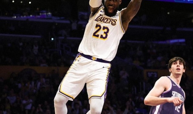 开云体育网页版入口-24分大胜！东契奇28+9联盟第一，威少14分4失误，老詹24+5创纪录