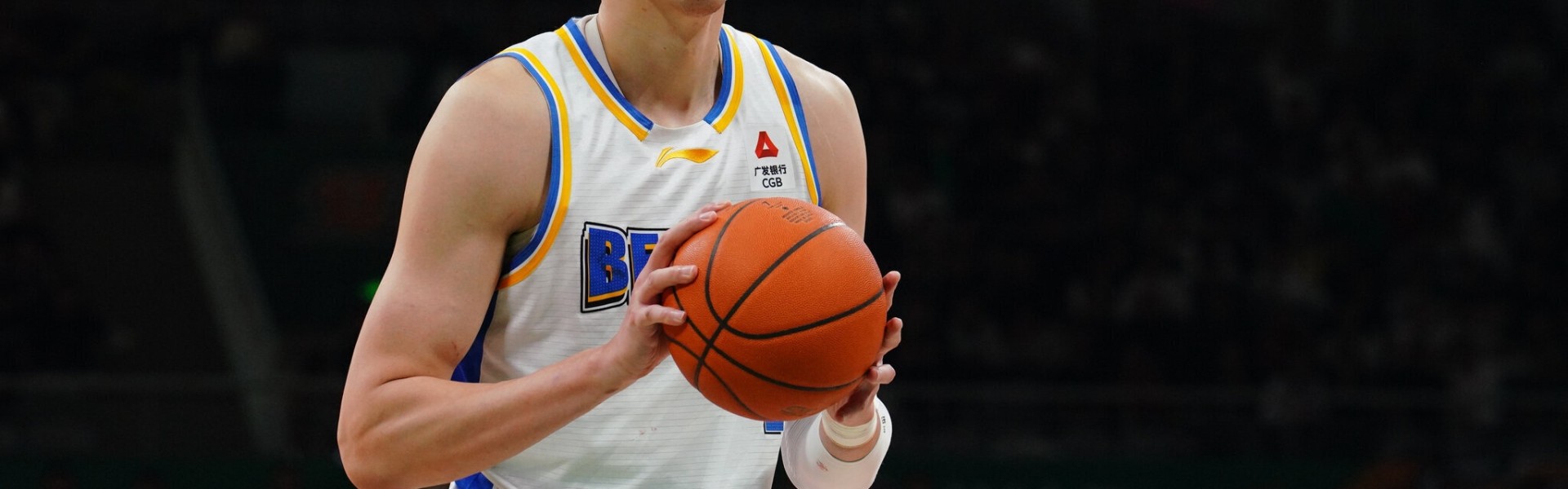 开云体育网页版入口-过山车！周琦近3场罚球：对阵吉林8罚0中 战浙江7中6 今天7罚1中