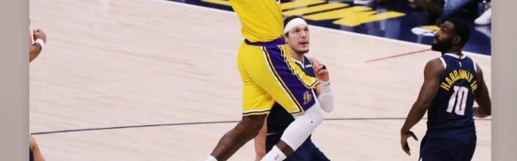 开云体育网页版入口-珍妮不满詹姆斯相关文章发表几小时后 后者还在INS晒扣篮海报