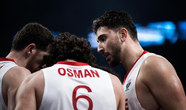 轰19+12+10三双！申京霸气发声，对顶尖数据轻描淡写，有巨星风范