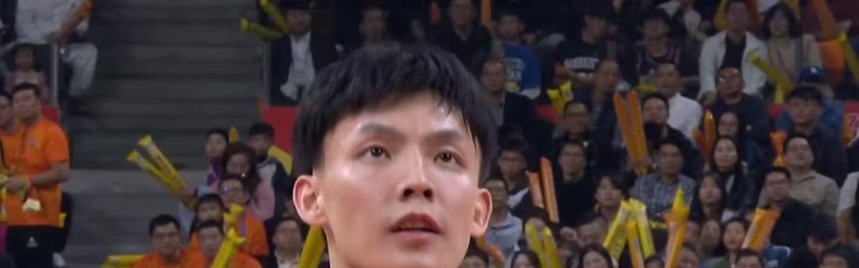 开云体育官方网址-两连败后！广东队变阵，杜锋召回张文逸，挤走徐杰，取代陈家政！