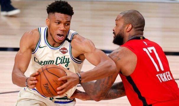 开云体育官方网-交易截止日倒计时一周！这出好戏由大前锋们主演