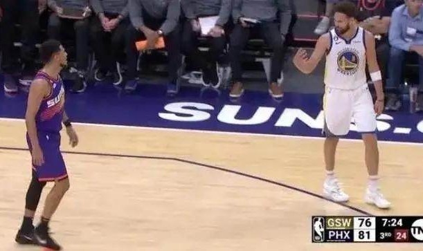 Kaiyun Sports-开云体育-汤普森主动向布克道歉 布克却认为乔治在煽风点火