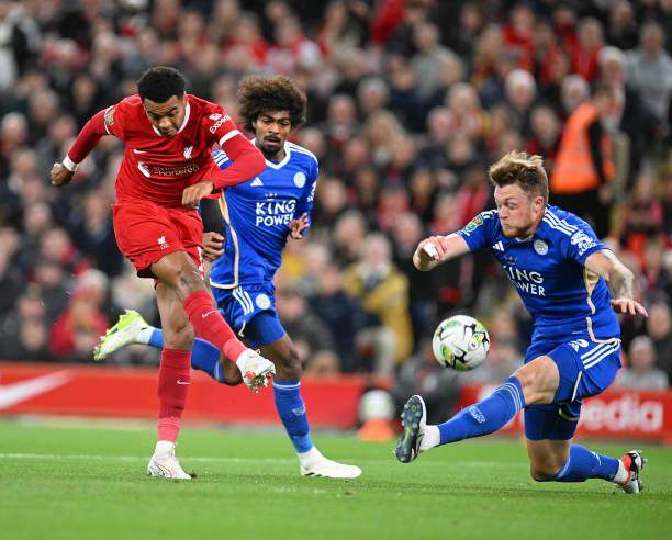 1695877218030086274.jpg 1704603976-612x612.jpg